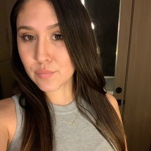 Meet your Posher, Juliana